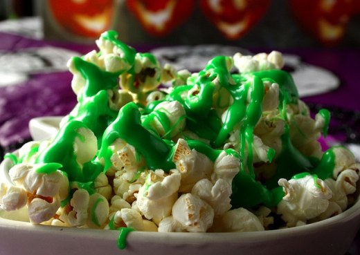 halloween-green-popcorn-snack-1